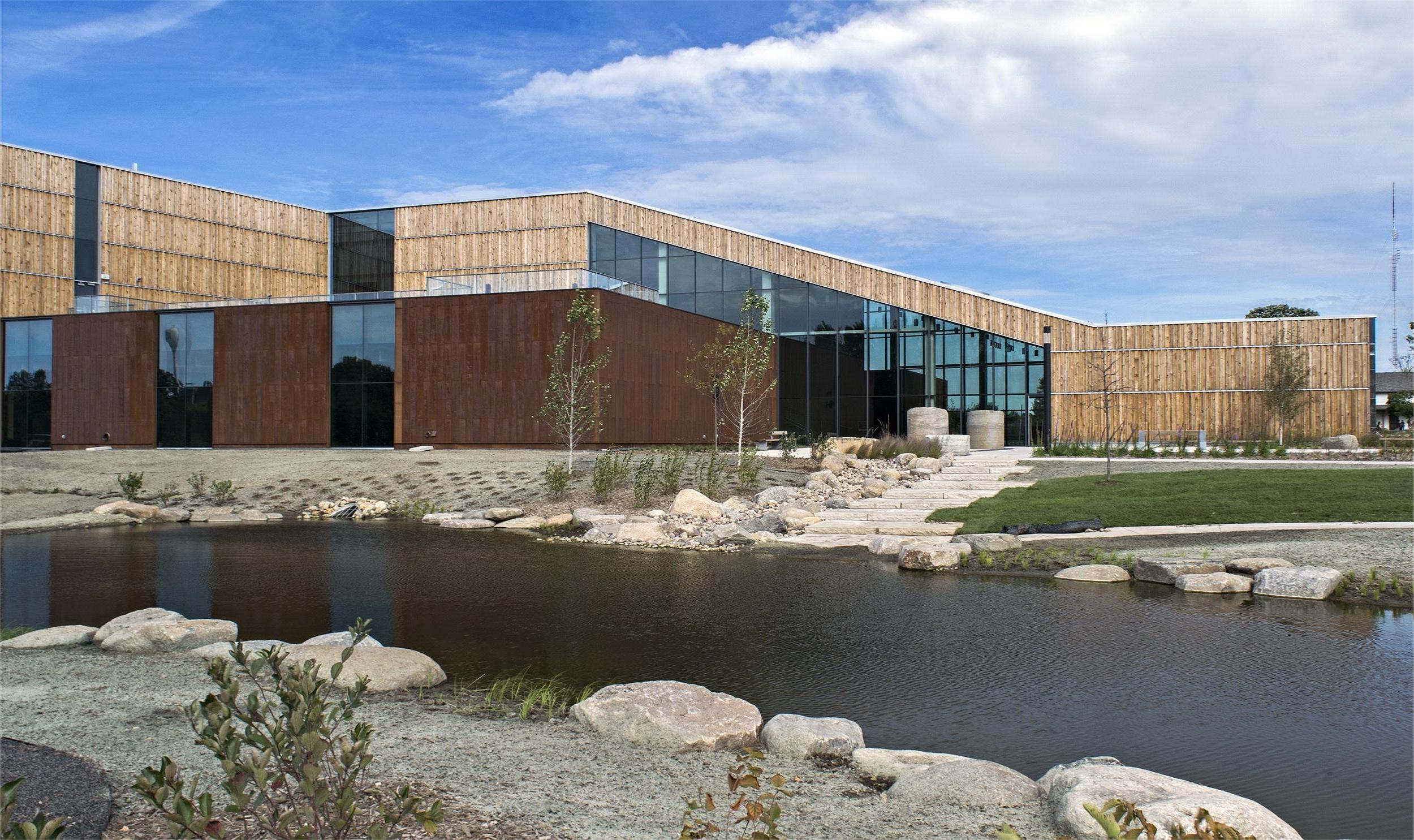 hidden-insights-of-prairie-restoration-at-minnesotas-bell-museum