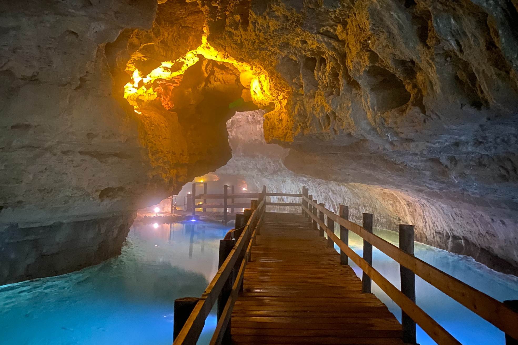 hidden-learning-in-missouris-underground-caves