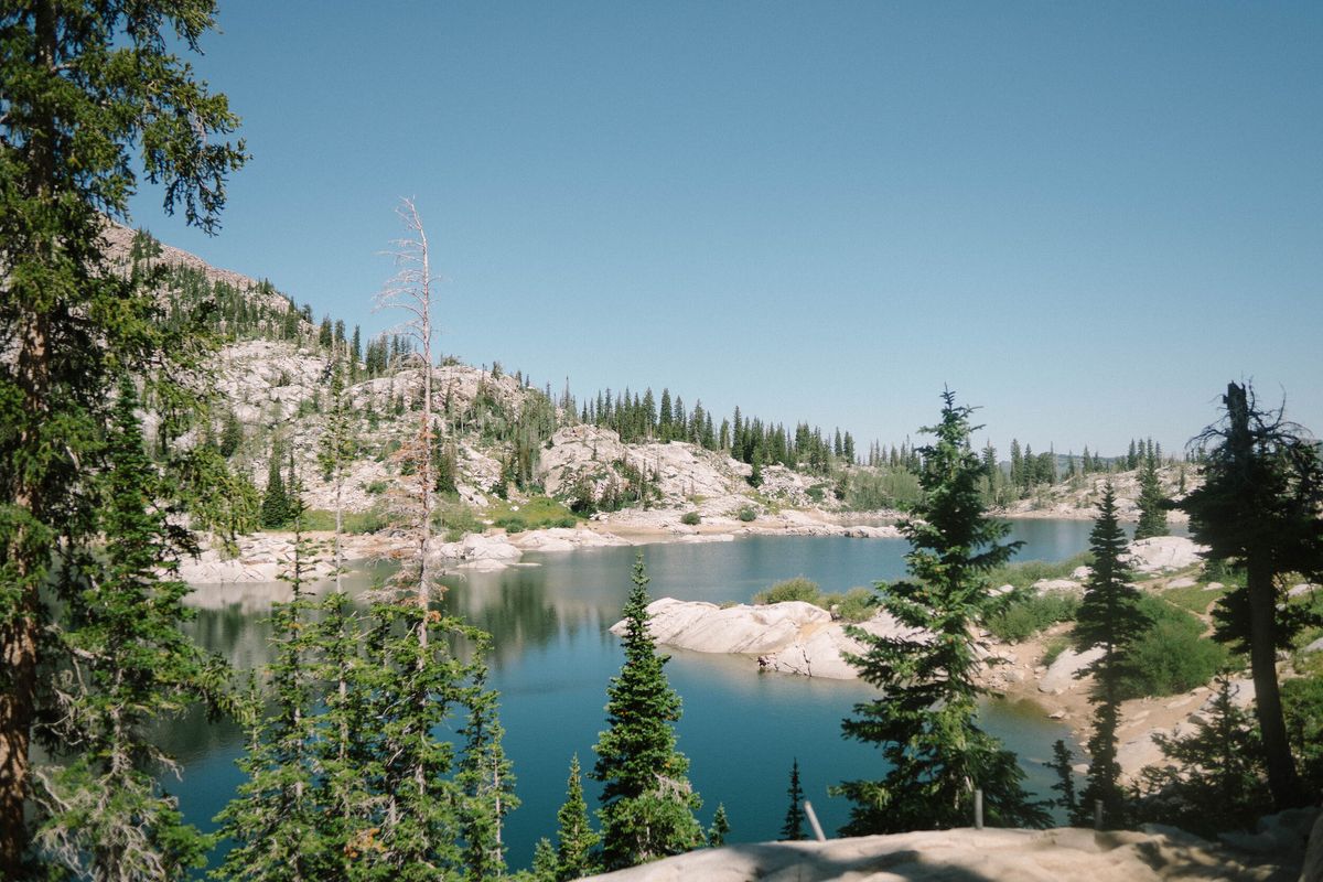 hidden-mountain-lakes-of-utahs-lake-catherine