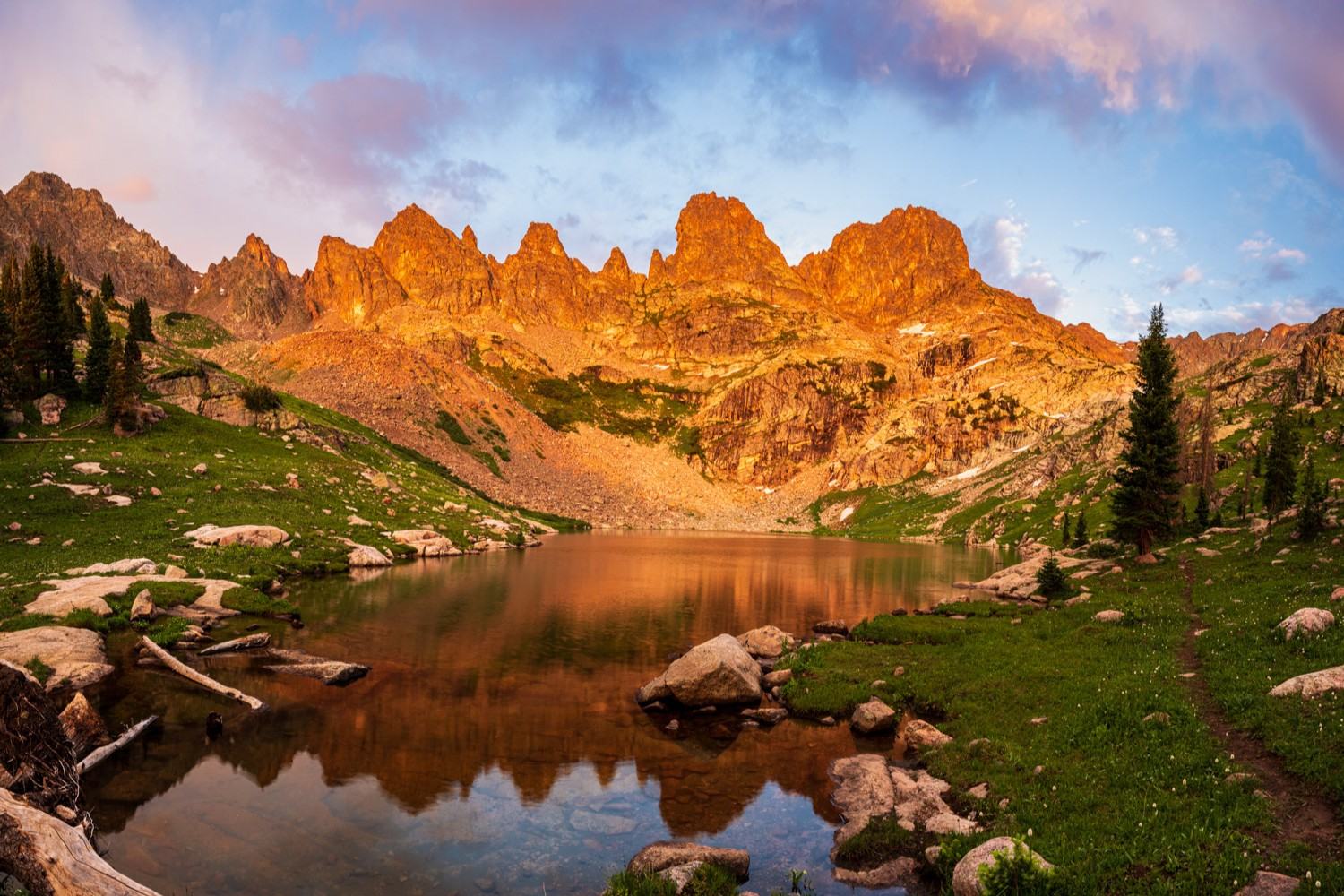 hidden-mountain-ridges-in-colorados-gore-range-wilderness
