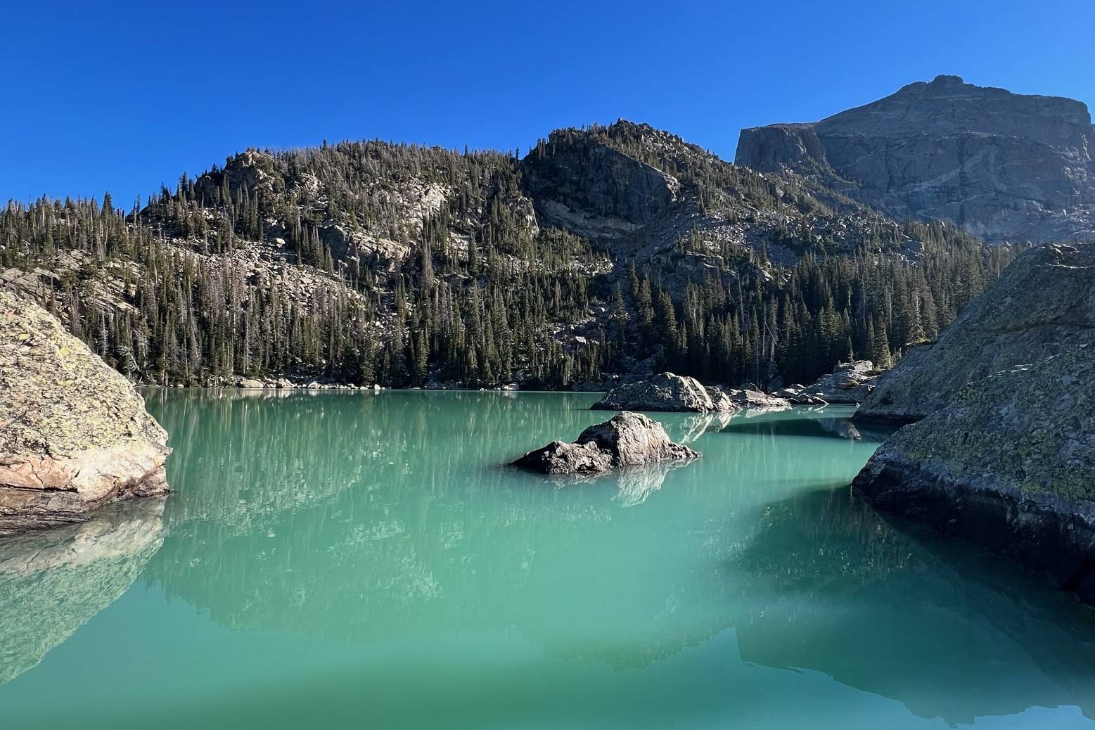 hidden-mountain-tarns-of-colorados-lake-haiyaha