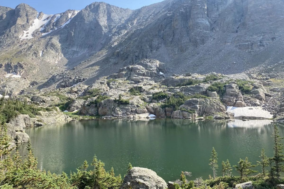 hidden-mountain-tarns-of-colorados-sky-pond