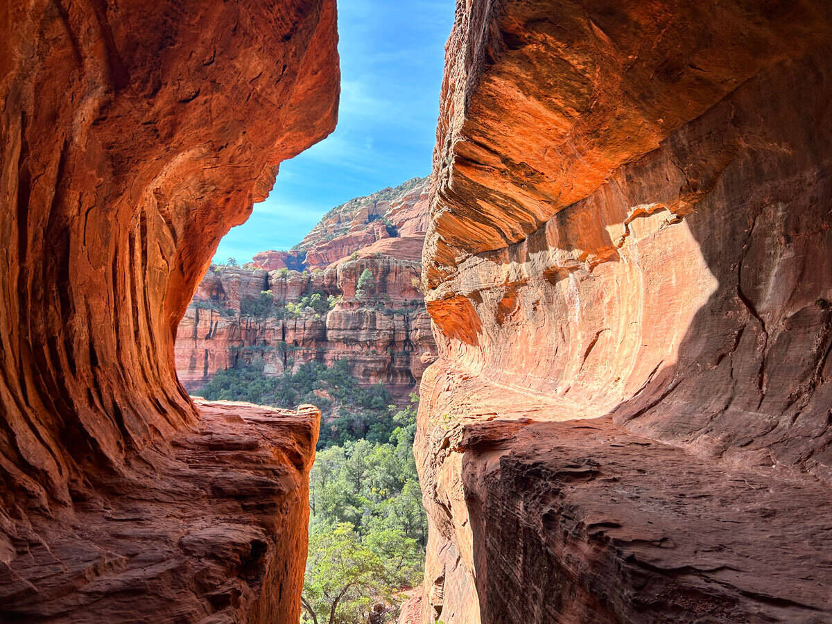 hidden-paths-in-arizonas-subway-cave