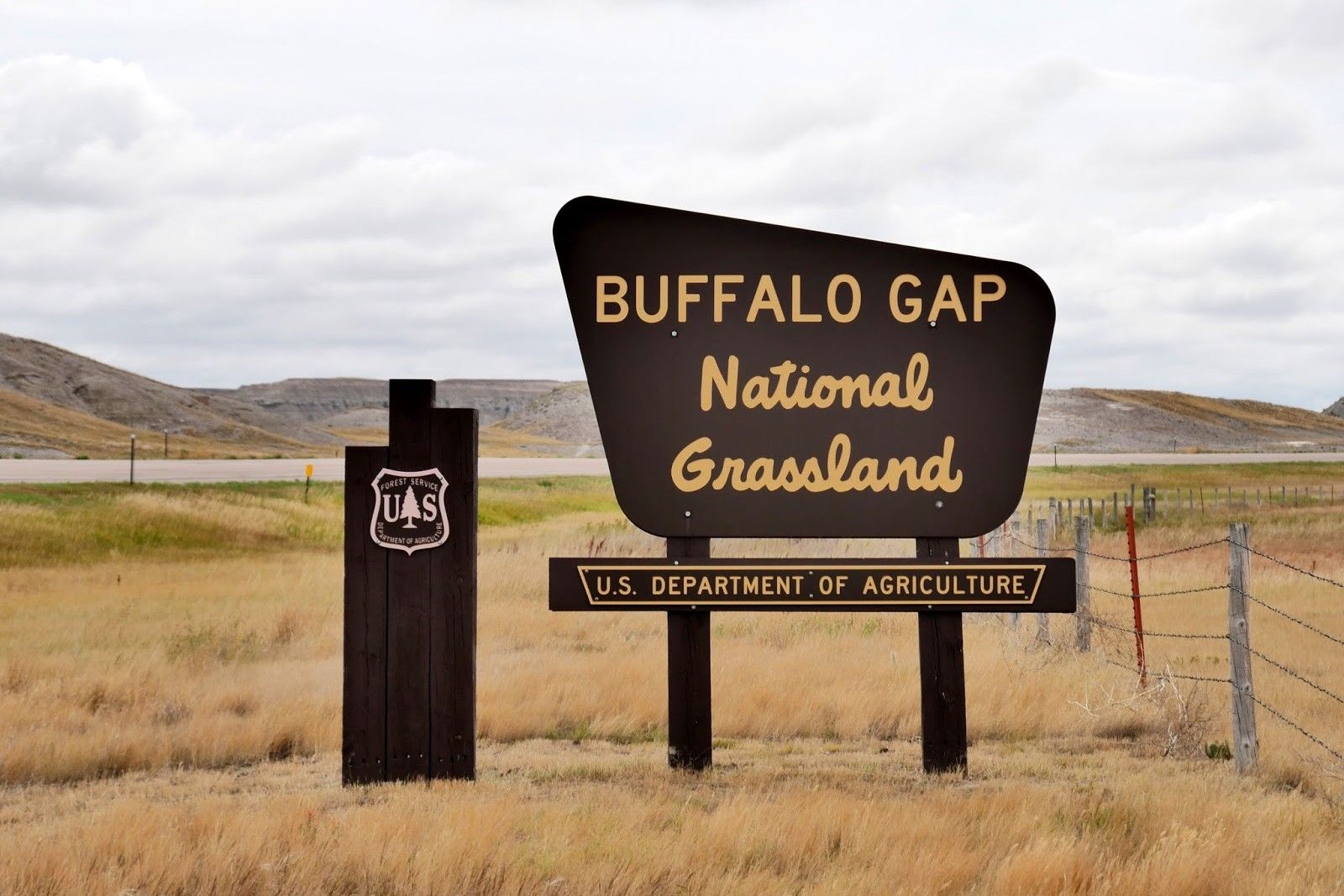 hidden-prairie-meadows-in-south-dakotas-buffalo-gap