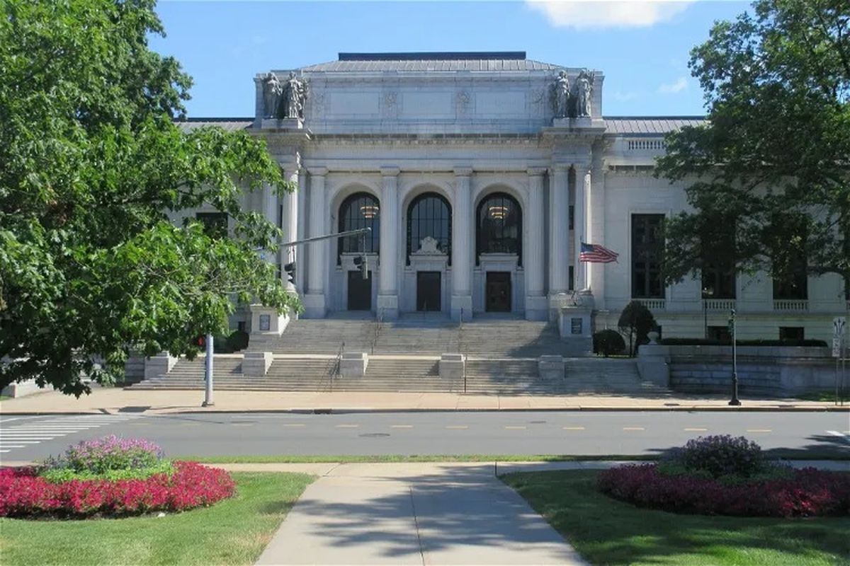 hidden-railroad-electrification-wonders-in-hartfords-museums