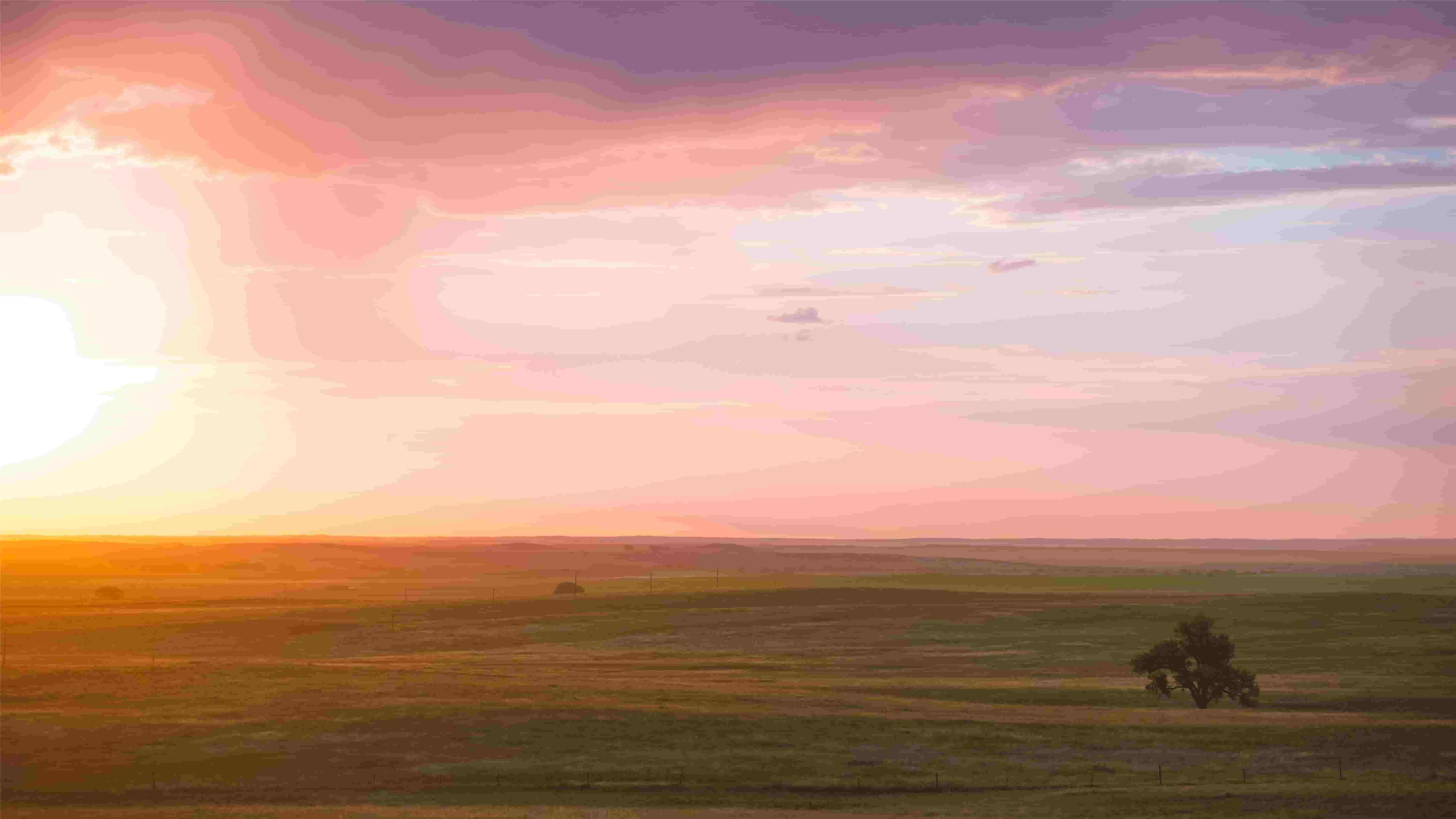 hidden-railroad-water-tanks-of-south-dakotas-great-plains