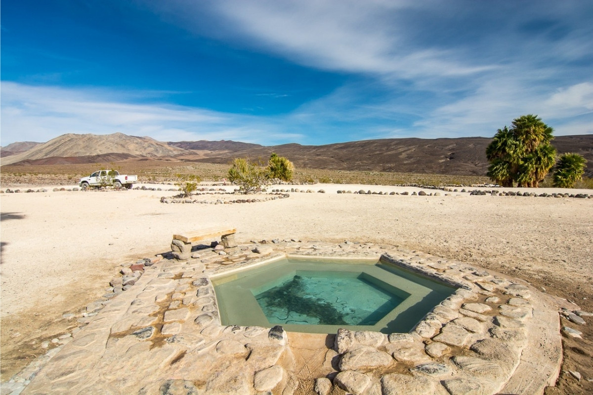 hidden-springs-of-californias-saline-valley