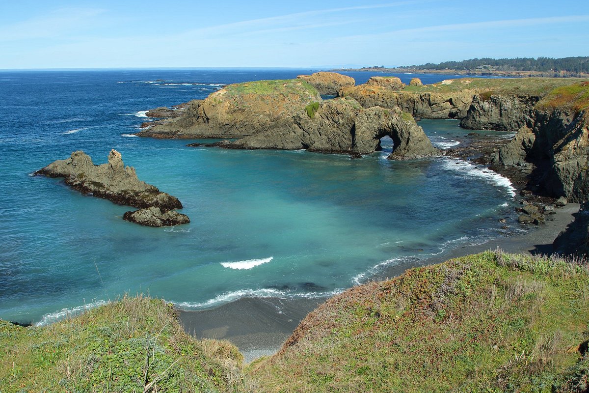 hidden-tidal-pools-of-mendocino-headlands