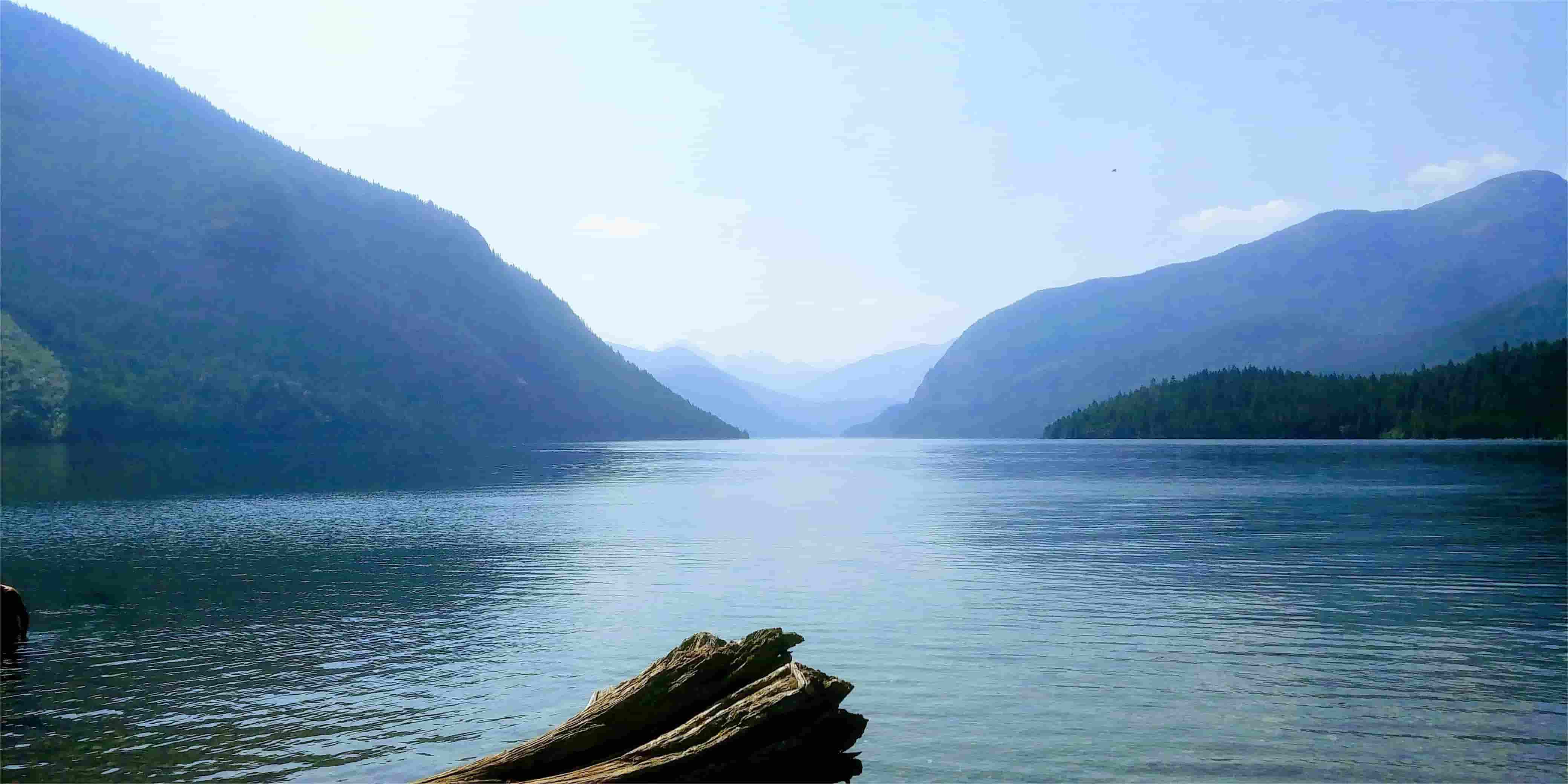 hidden-trails-of-washingtons-north-cascades-ross-lake-overlook