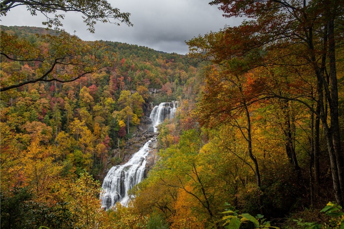 hidden-waterfalls-of-north-carolinas-whitewater-falls