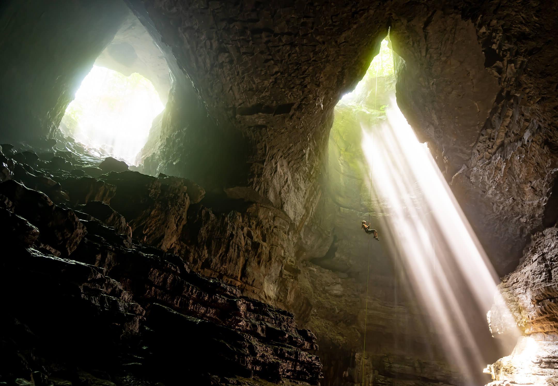hidden-wonders-of-alabamas-stephens-gap-cave