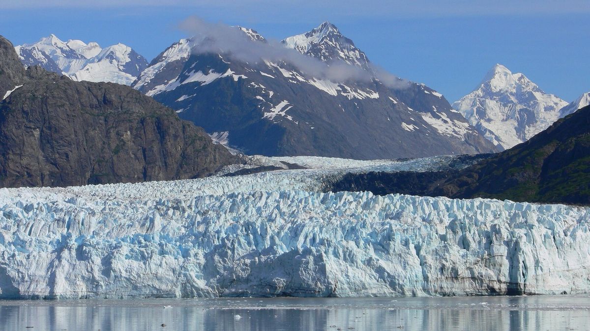 hidden-wonders-of-alaskas-glacier-bay-margerie-glacier-views