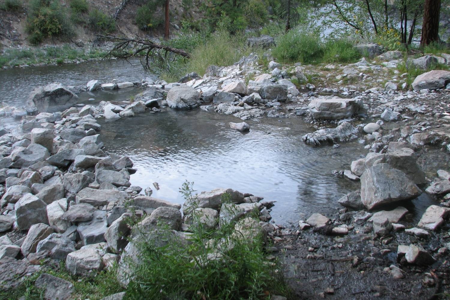 secret-mineral-pools-of-idahos-middle-fork-salmon