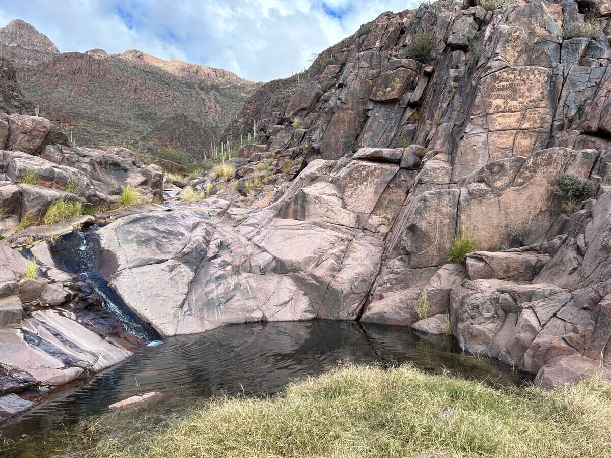 secret-pools-along-arizonas-hieroglyphic-trail