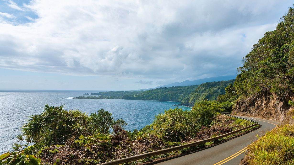 secret-swimming-hole-trails-on-mauis-road-to-hana