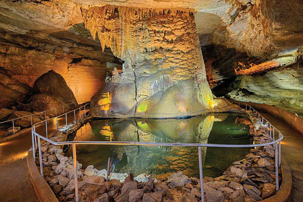 secrets-of-alabamas-cathedral-cave-rivers