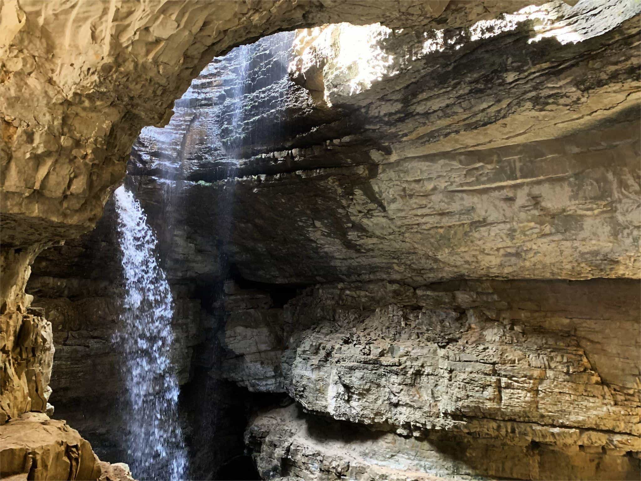 secrets-of-alabamas-stephens-cave-rivers