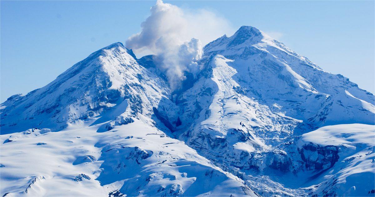 secrets-of-alaskas-mount-redoubt-vents