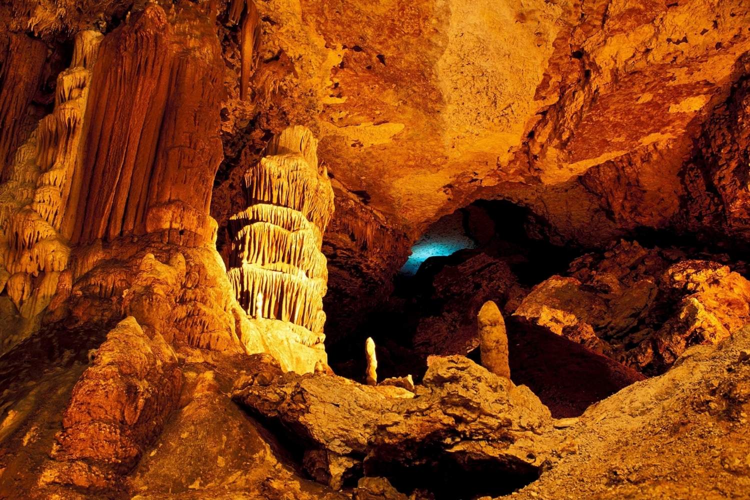 secrets-of-arkansass-hot-springs-caves