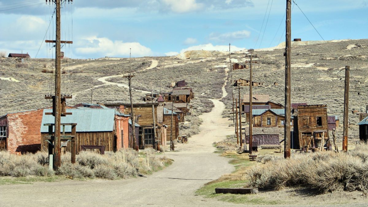 secrets-of-californias-abandoned-gold-mining-towns
