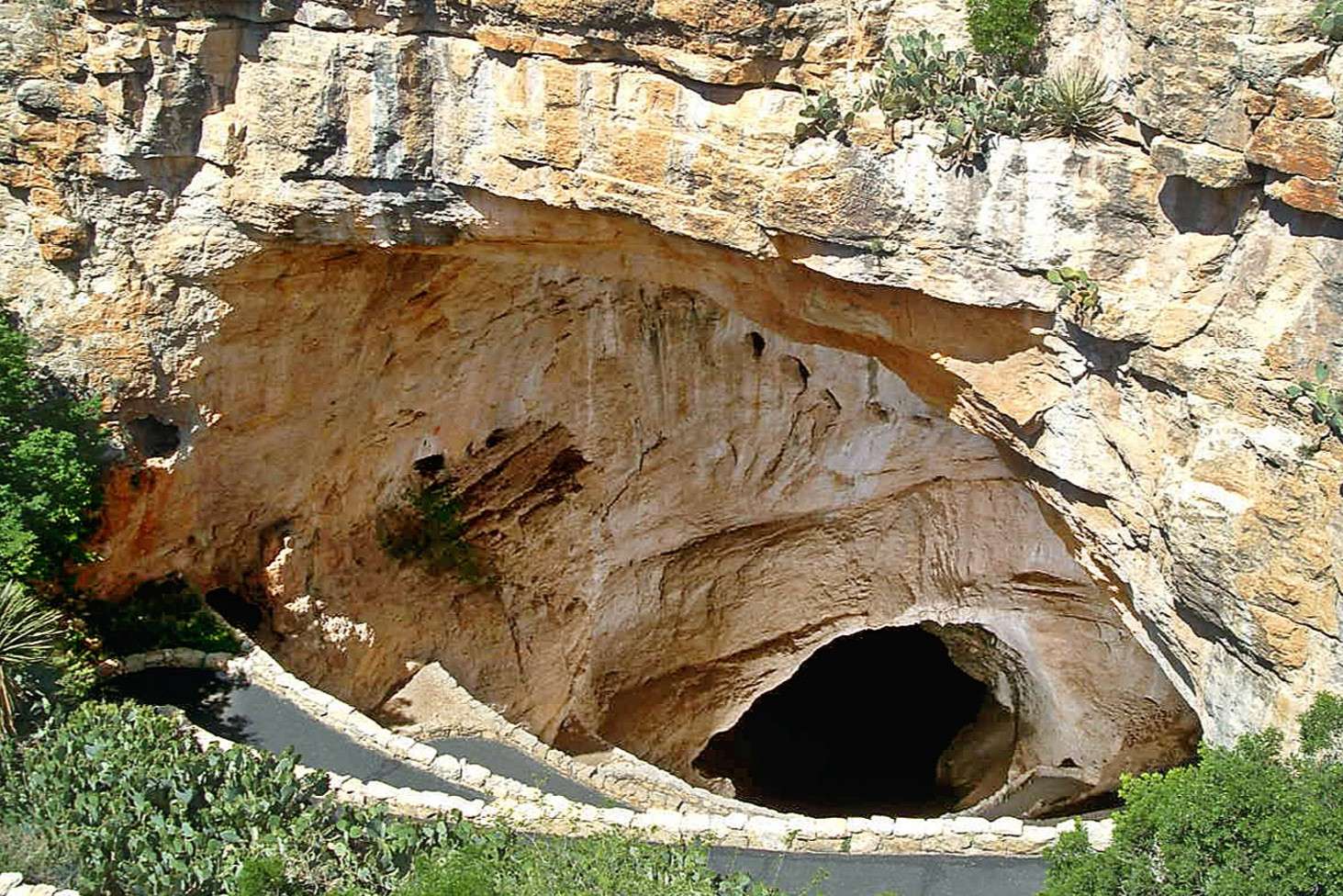 secrets-of-cave-photography-in-new-mexicos-carlsbad-caverns
