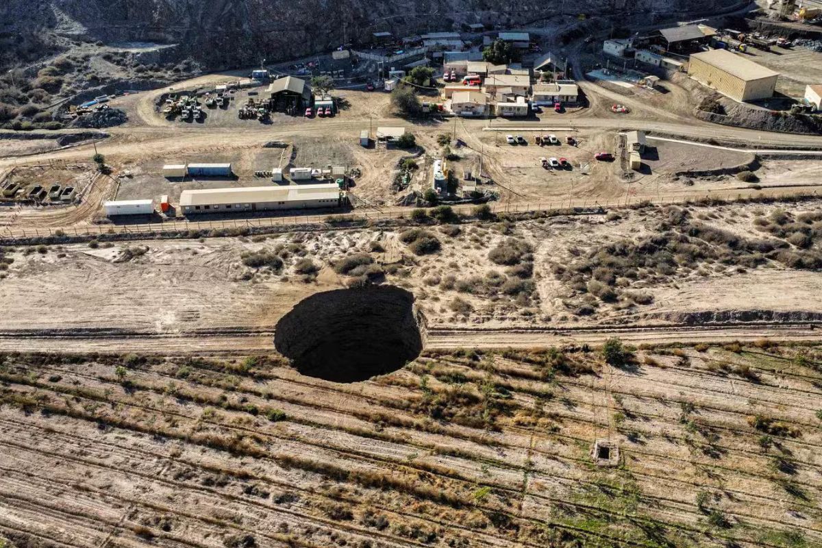 secrets-of-chiles-abandoned-copper-mine-shafts