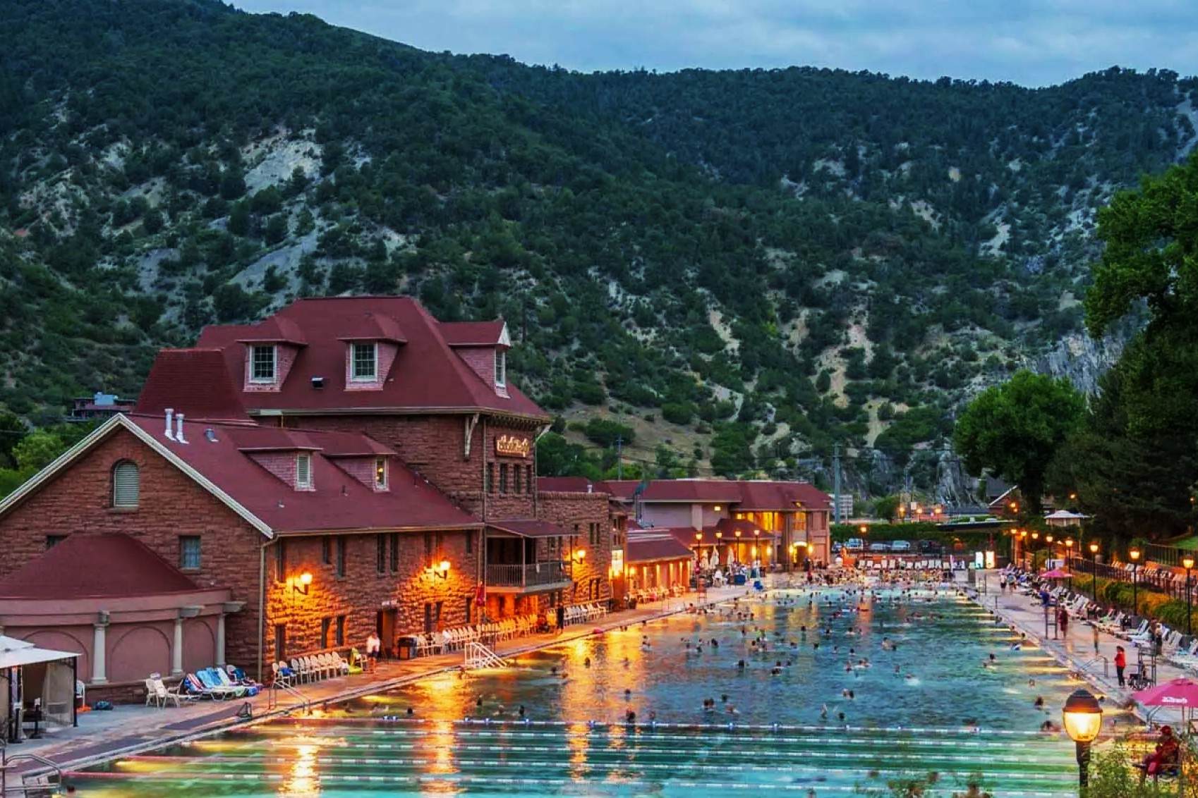 secrets-of-colorados-rocky-mountain-hot-springs