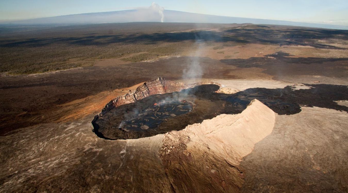 secrets-of-hawaiis-kilauea-crater-fumaroles