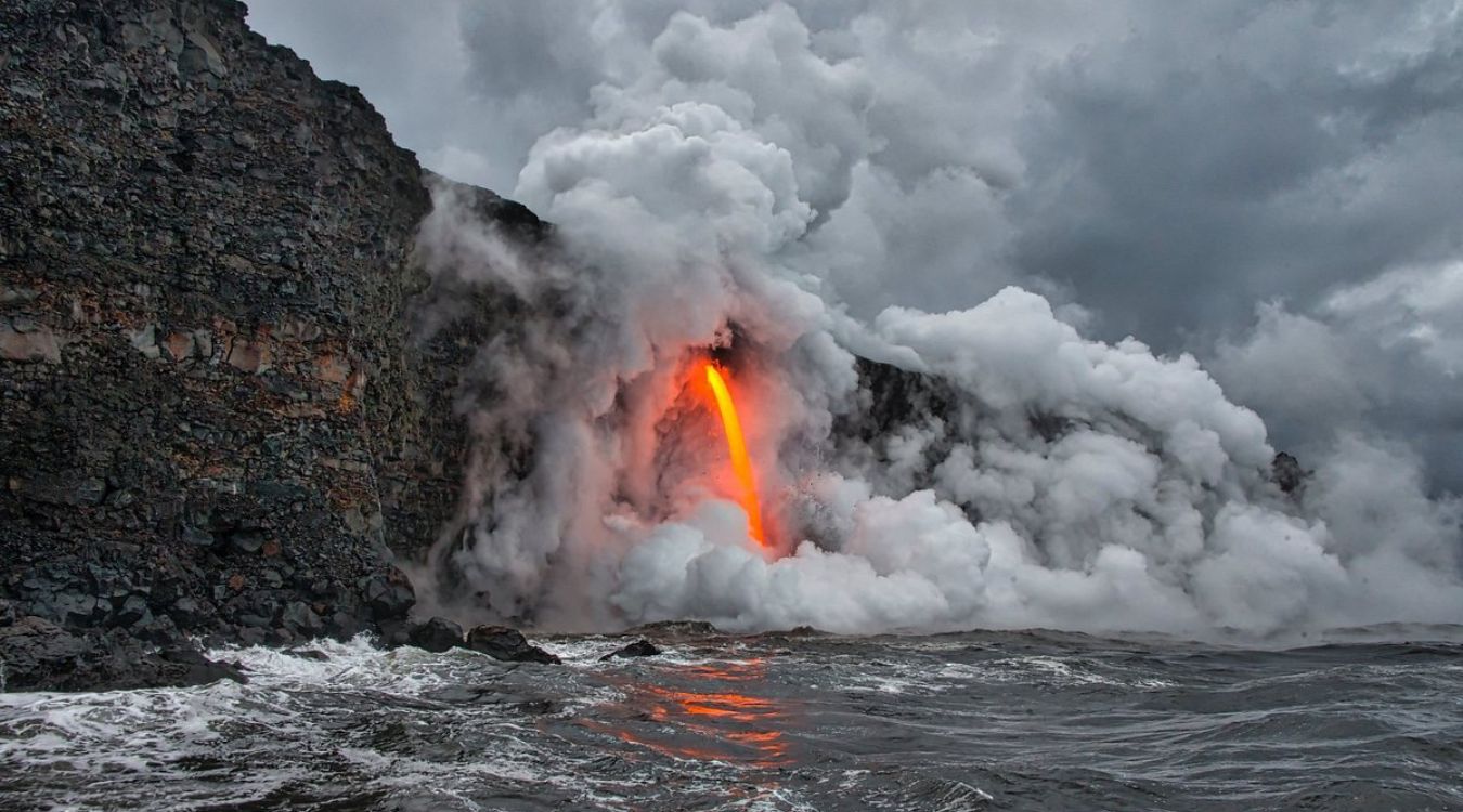 secrets-of-hawaiis-puu-pehe-vents