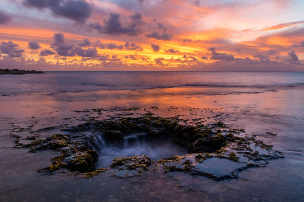 secrets-of-hawaiis-sharks-cove-tunnels