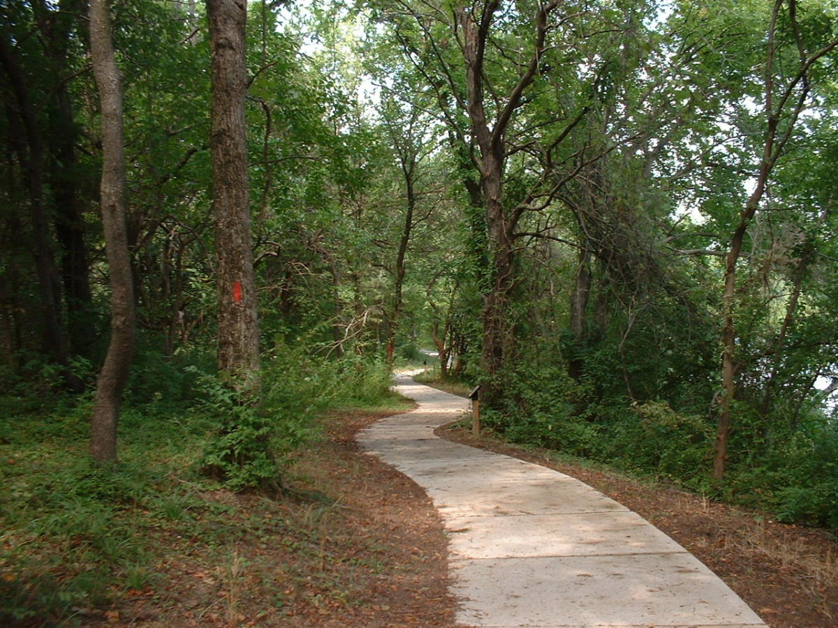 secrets-of-kansass-prairie-park-nature-center