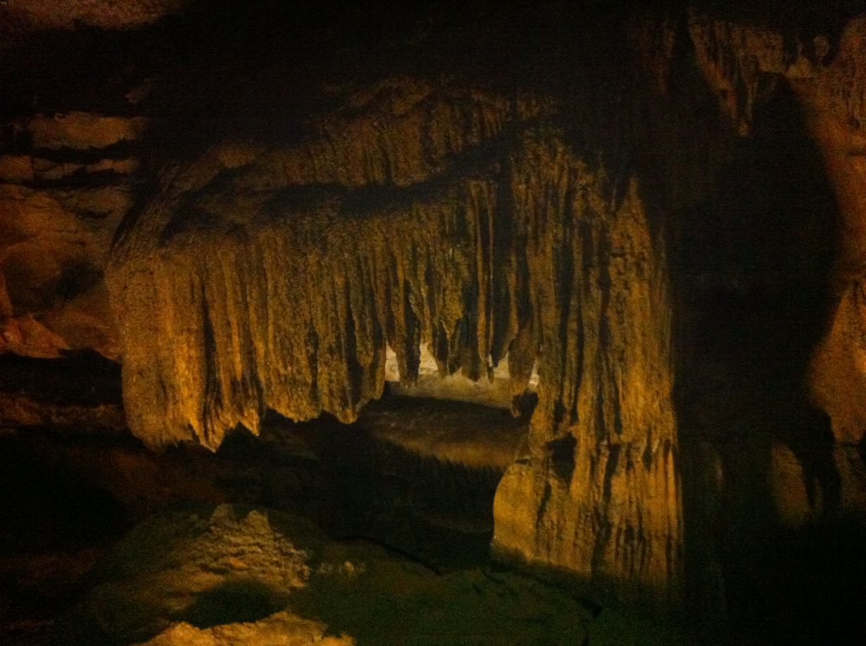 secrets-of-kentuckys-colossal-cave-bowling-green