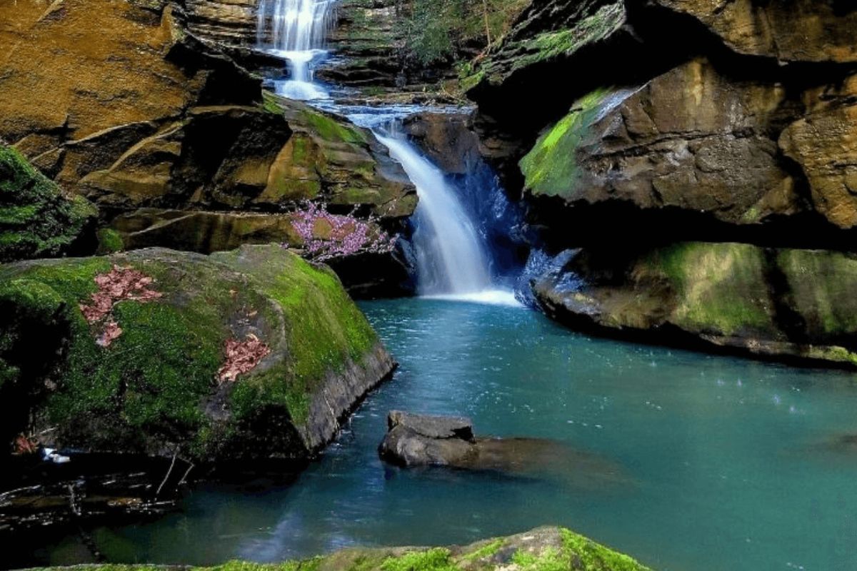 secrets-of-kentuckys-green-river-onyx