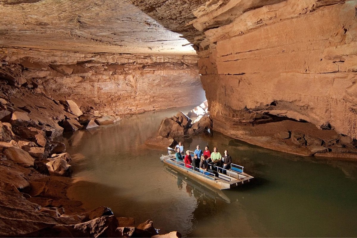 secrets-of-kentuckys-underground-cave-research-programs