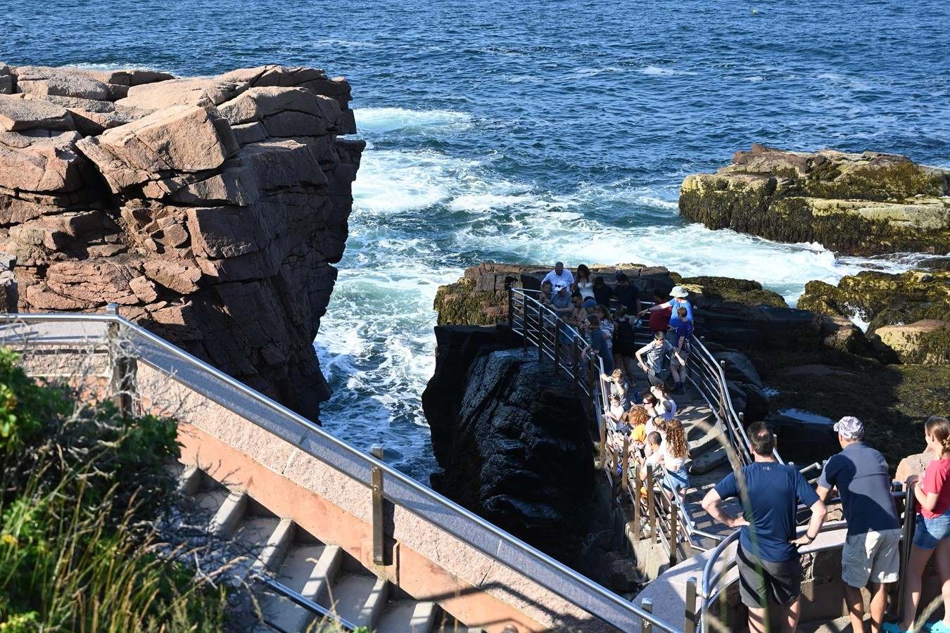 secrets-of-maines-acadia-thunder-hole-sea-caves