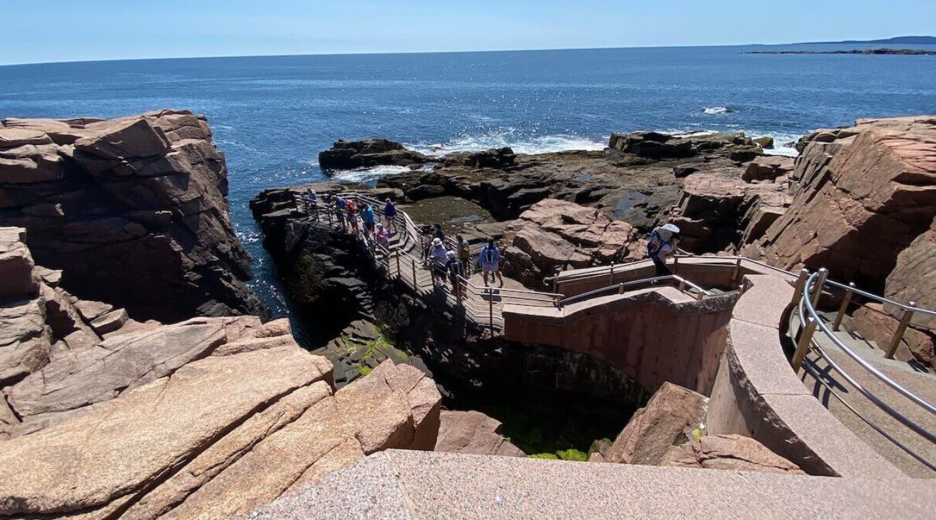 secrets-of-maines-thunder-hole-sea-arches