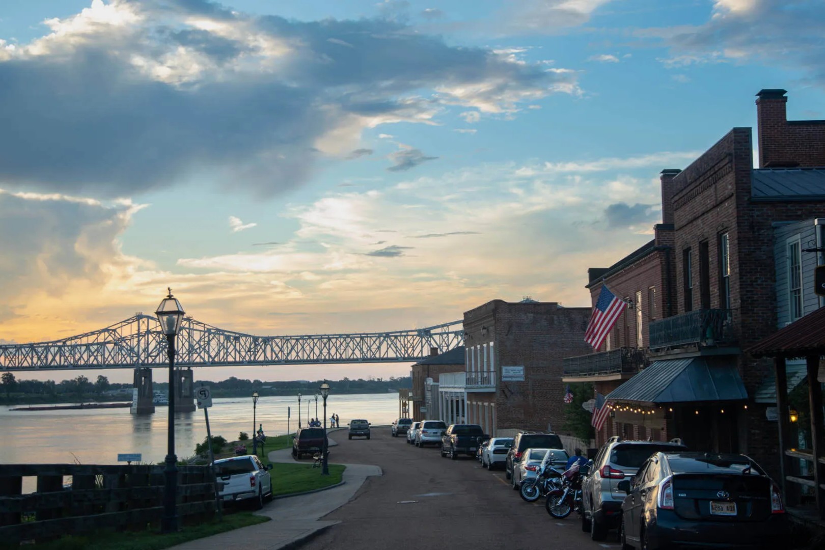 secrets-of-mississippis-natchez-under-the-hill-steamboat-ruins