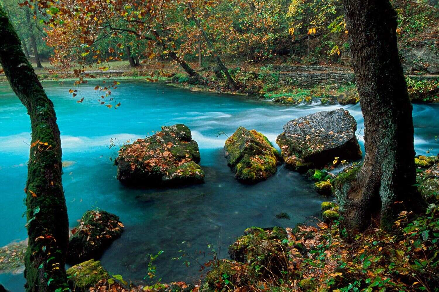 secrets-of-missouris-big-spring-branch-bluffs