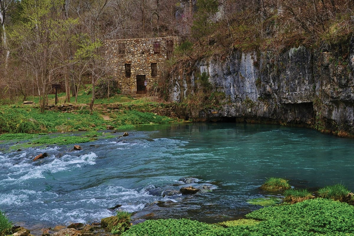 secrets-of-missouris-current-river-wilderness