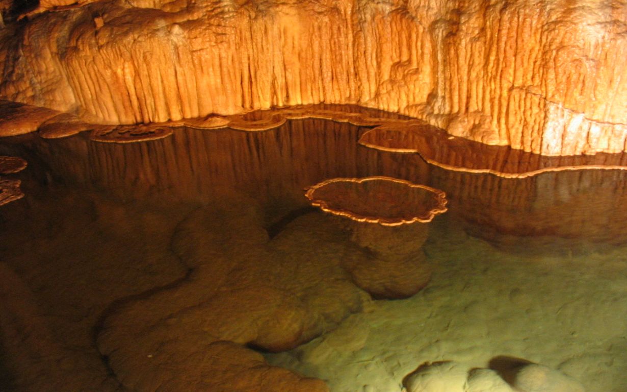 secrets-of-missouris-onondaga-indian-cave