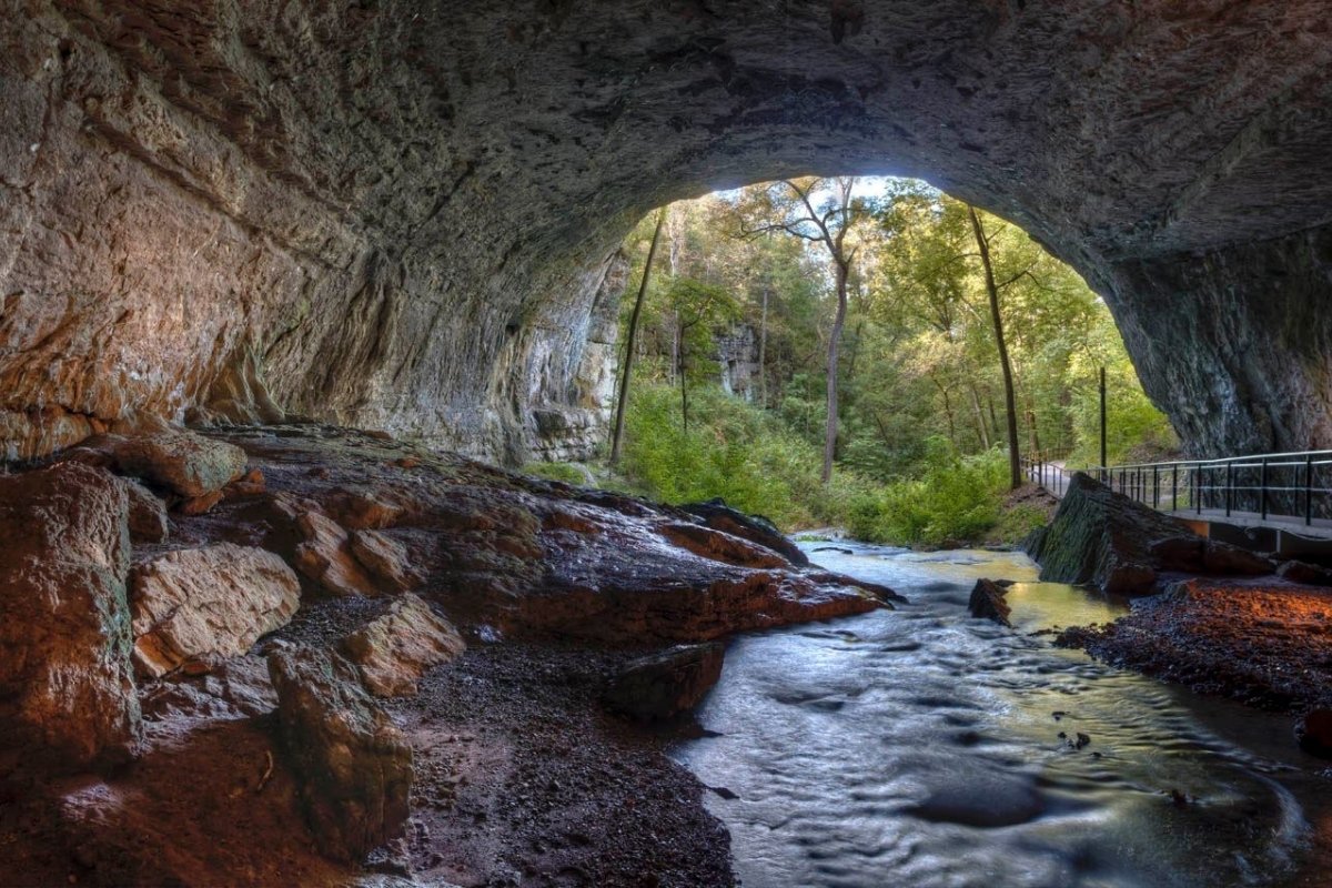 secrets-of-missouris-smallin-civil-war-cave