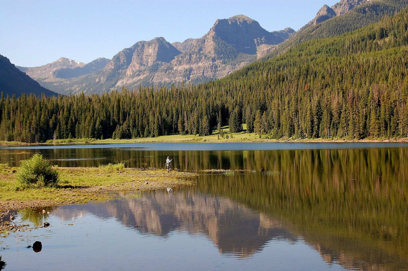 secrets-of-montanas-gallatin-valley-stone-chimneys