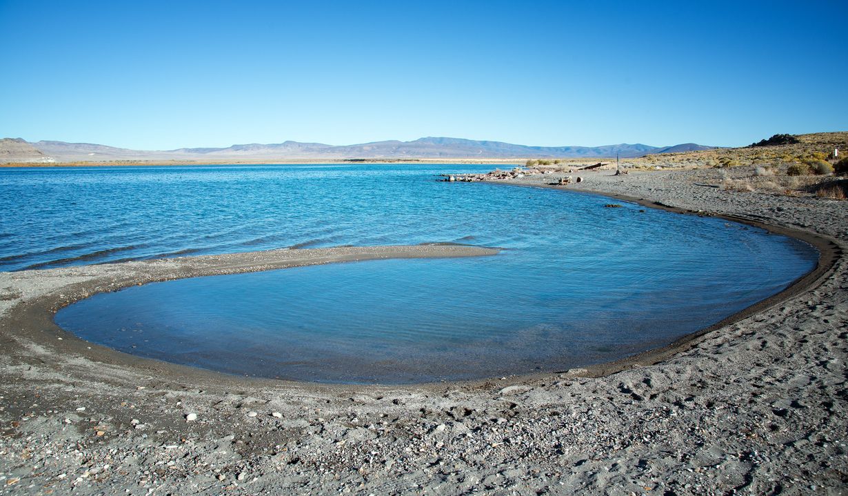 secrets-of-nevadas-pyramid-lake-pools