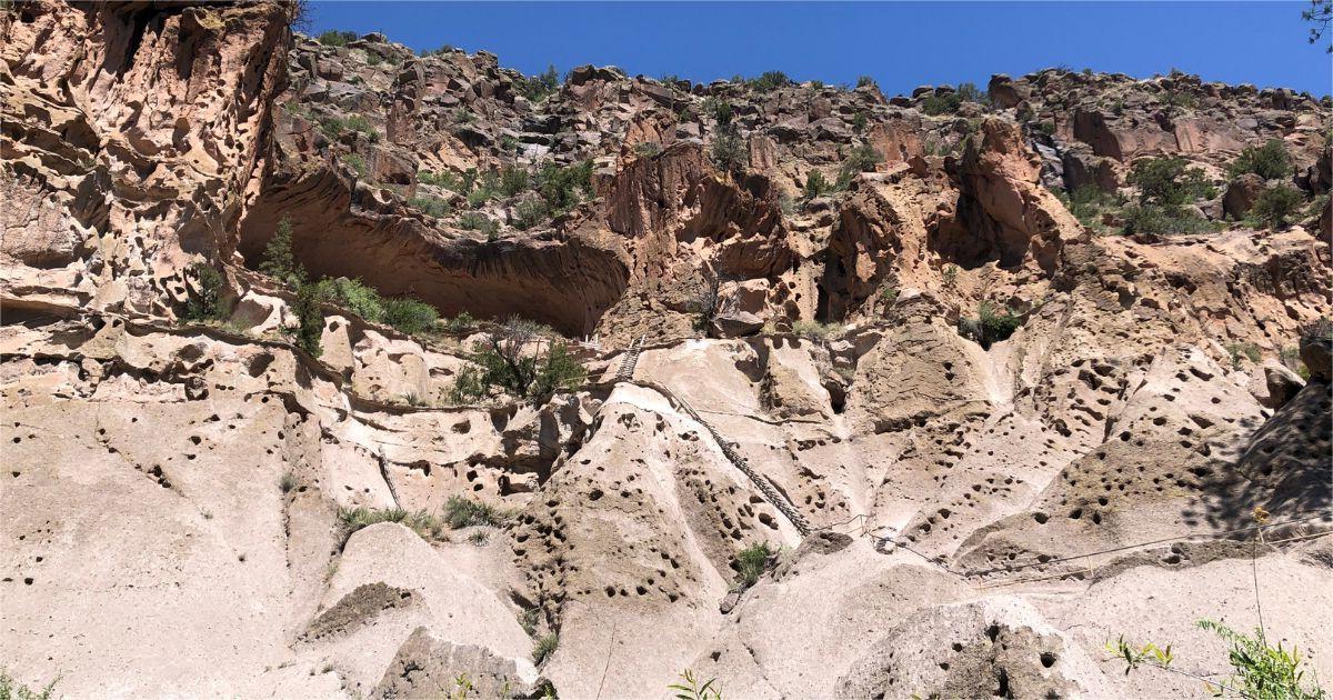secrets-of-new-mexicos-bandelier-monument-alcoves