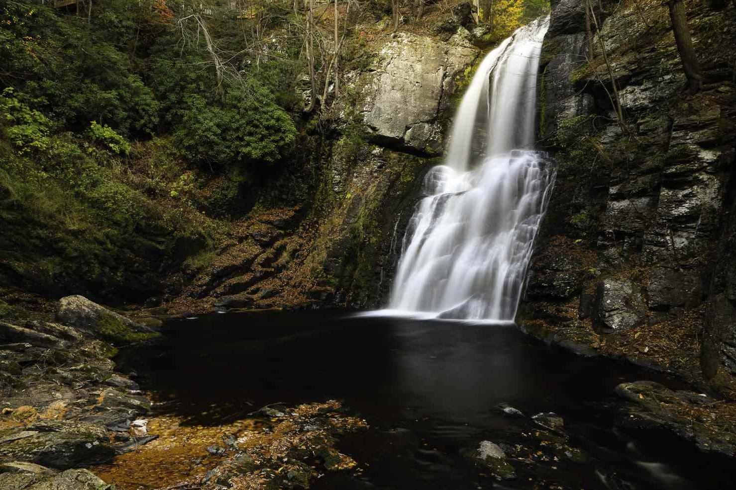 secrets-of-pennsylvanias-bushkill-falls-caves