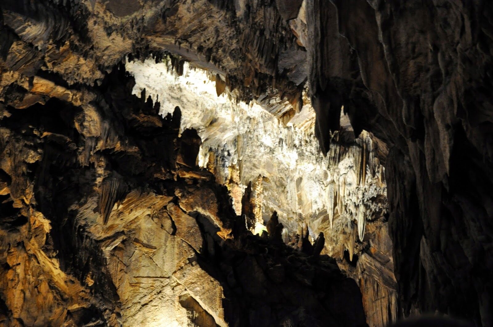 secrets-of-pennsylvanias-kauffman-cave