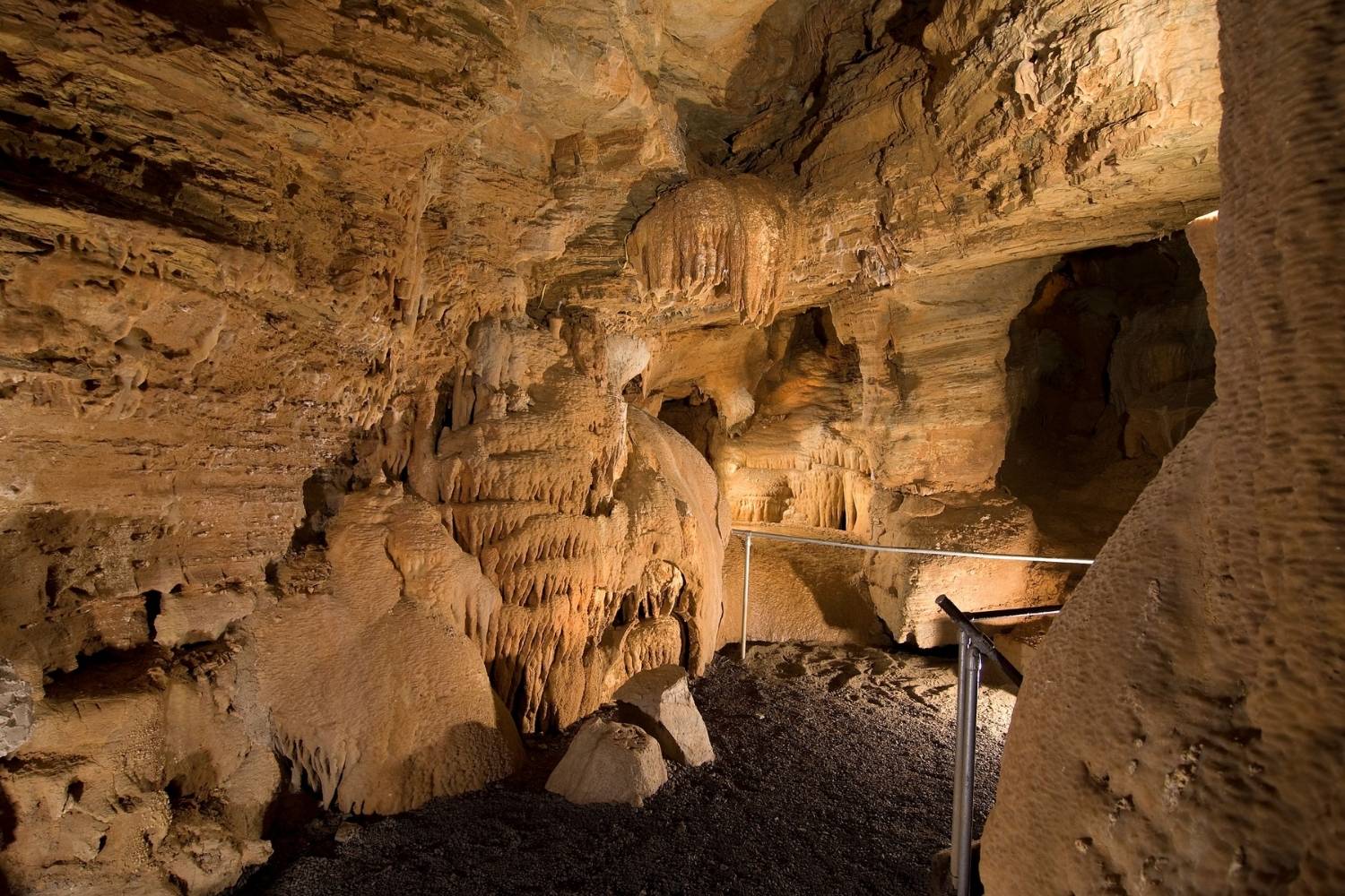 secrets-of-pennsylvanias-lincoln-caverns