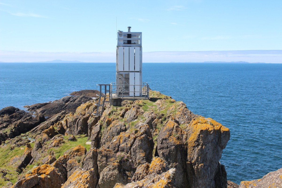 secrets-of-scotlands-abandoned-lighthouse-lens-sites