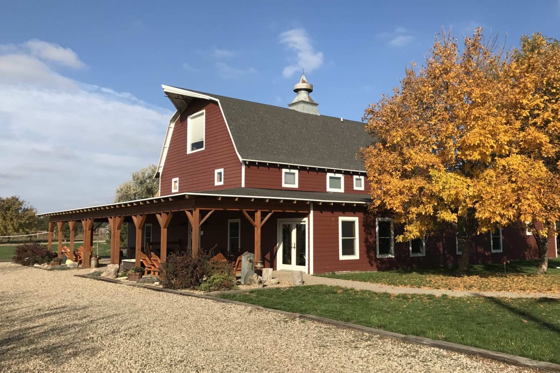 secrets-of-south-dakotas-james-river-barn-foundations