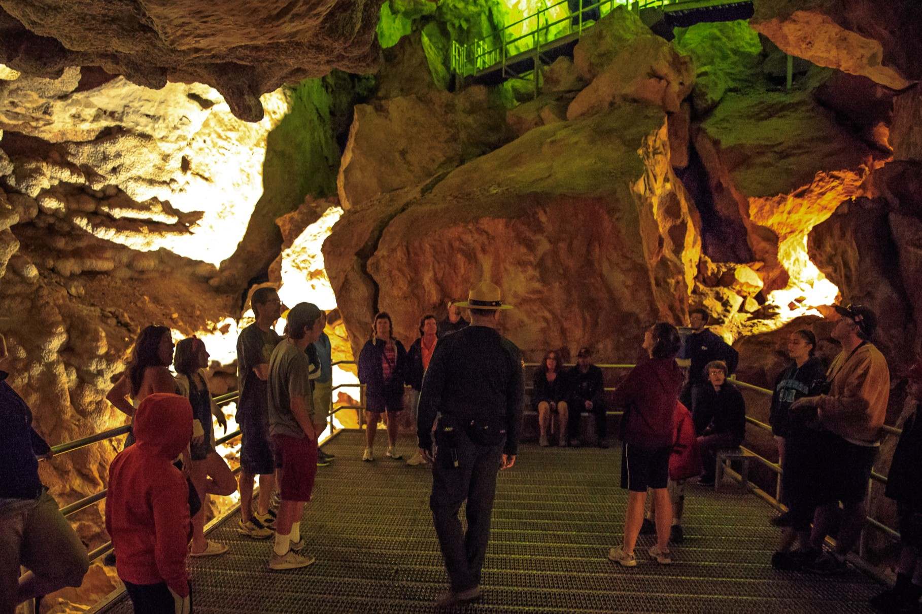 secrets-of-south-dakotas-jewel-cave-monument